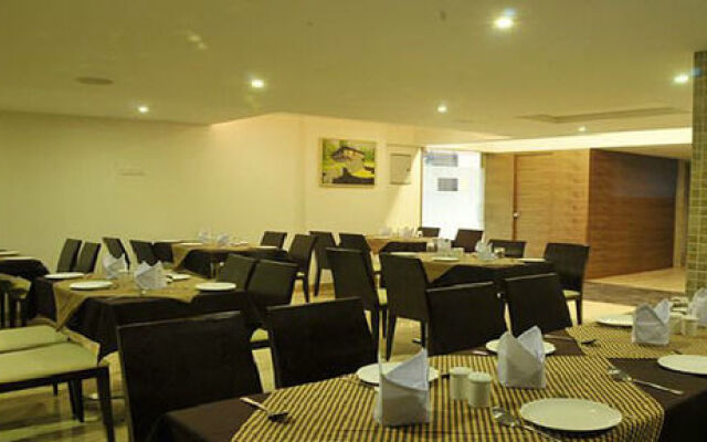 FabHotel Prime JM Four
