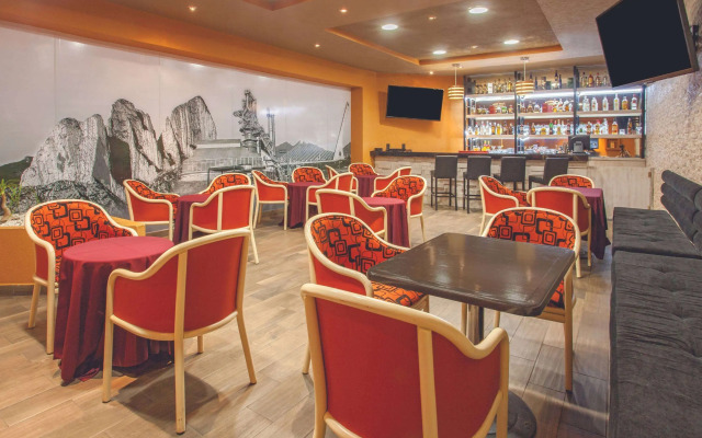 CHN Hotel Monterrey Norte, Trademark Collection by Wyndham