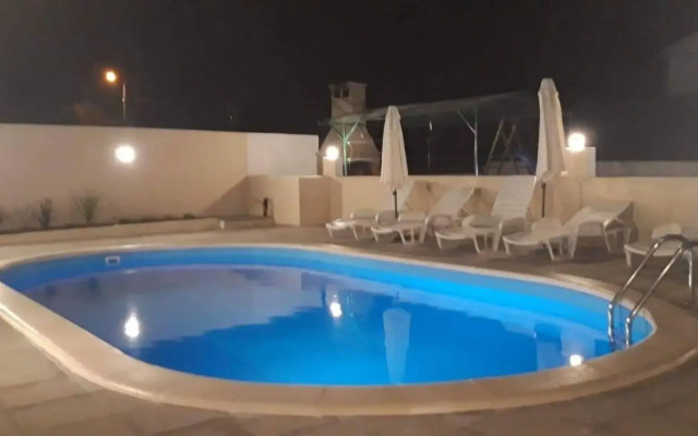 Nenad - With Pool - A5