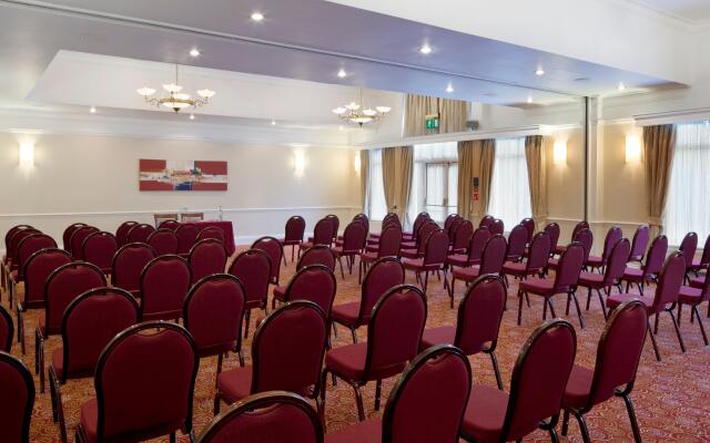Holiday Inn Ipswich Orwell by IHG