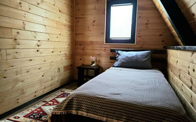 Teona Kartepe Bungalov