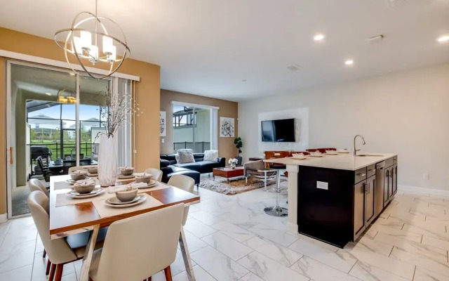4 Bed 3 Ba Champions Gate Pool Home