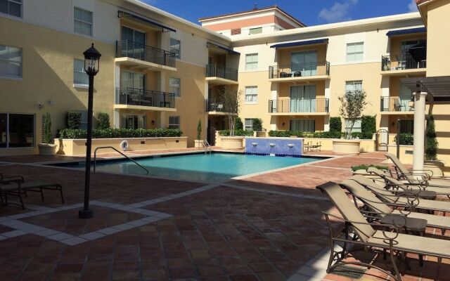 LYX Suites at Merrick Park in Coral Gables