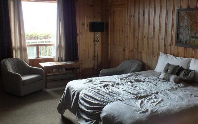 Hotel La Roche Pleureuse