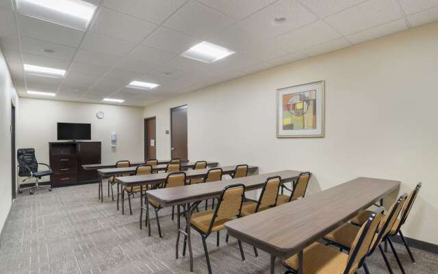 Best Western Plus Flowood Inn & Suites