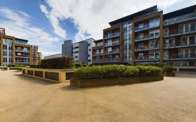 The Battersea Sanctuary - Classy 1bdr Flat With Terrace