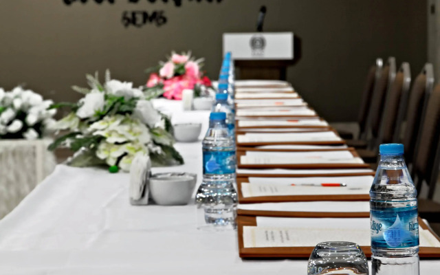 Selcuk Hotel Sems-i Tebrizi