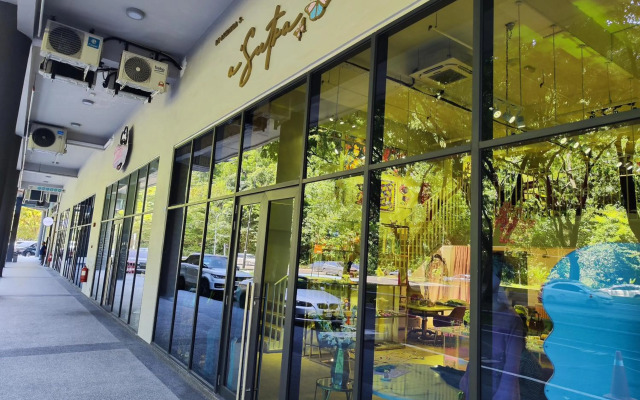 Jesselton Quay Suites