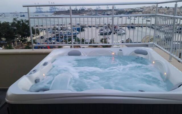 Seagull Penthouse Marsaxlokk