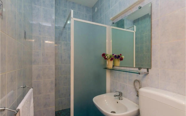 Five-Bedroom Apartment in Zaton Mali