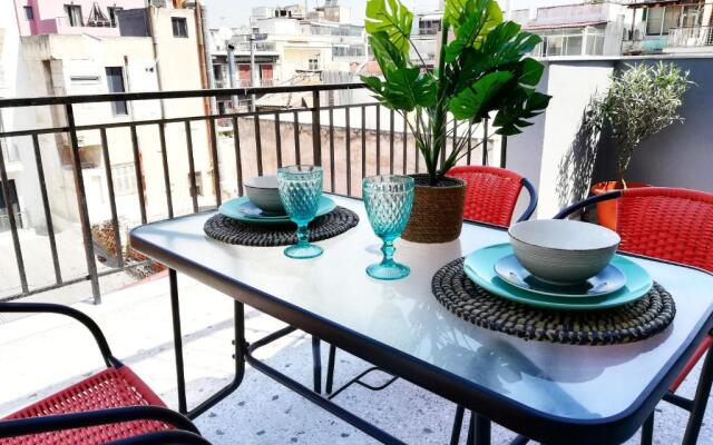 AS jacuzzi on privet roof top with acropolis view
