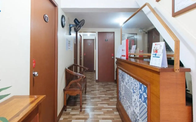 RedDoorz near PNR Espana Station