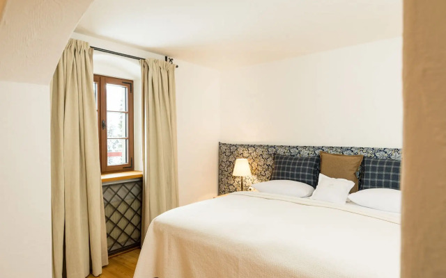 Schloss Prielau Hotel & Restaurants