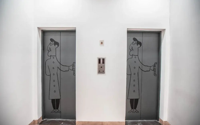 Super OYO Townhouse 1 Hotel Salemba