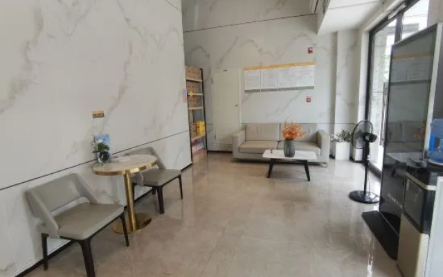 Rumengling Homestay (Haikou Riyue Square Sunac Jincheng Branch)