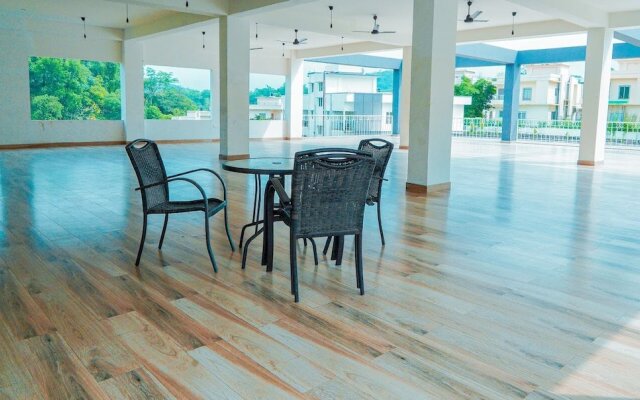 Club Nirvana Boutique Resort Pure-Veg