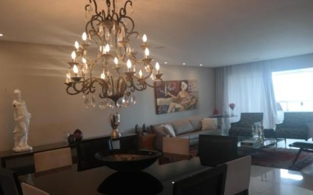 Apartamento Luxuoso 4 Quartos Rio Vermelho