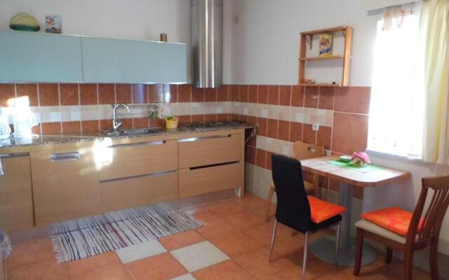 Apartments and Rooms Trsje