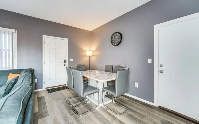 Game, Stay & Play: Family Home in Westland!