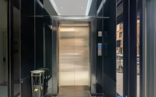 Classic Holiday Hotel (Tianjin Xiqing University Town)