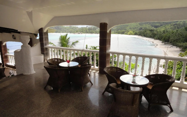 Lazare Picault Hotel