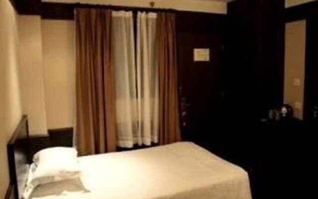 Baolong Homelike Hotel