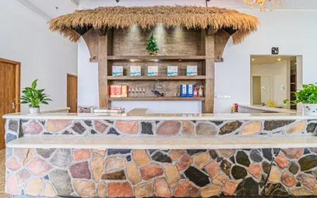Wu Mountain Trail Bay Resort Hotel