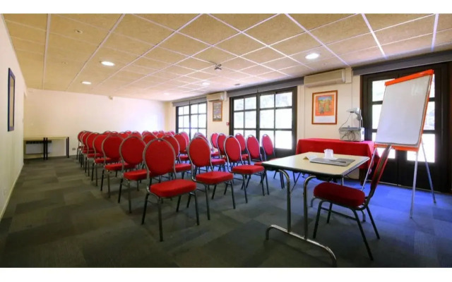 Campanile Aix En Provence Ouest - Jas de Bouffan