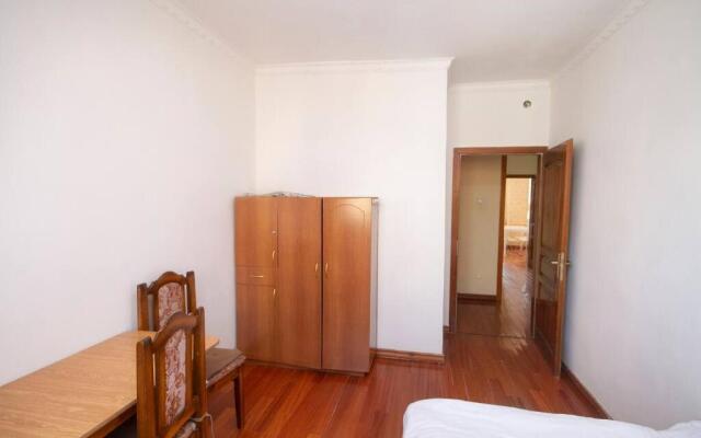 3 bedroom apartment next to State Department Store