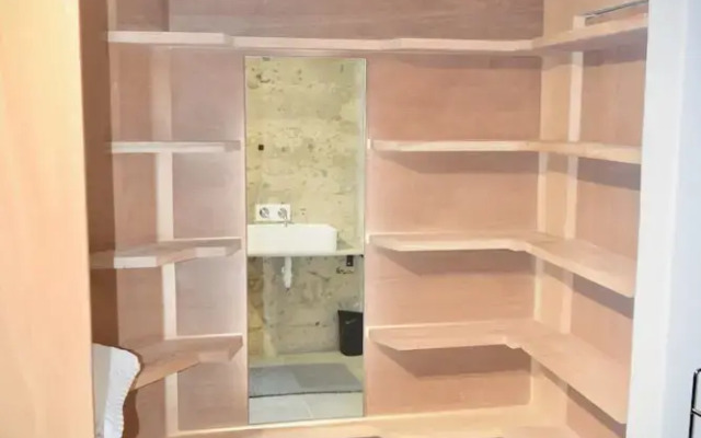 Modern Studio Apartment in Seapoint