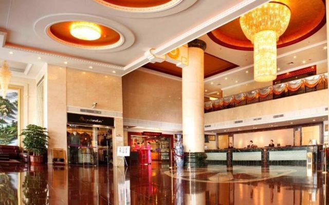 Huizhou Three Suns Hotel – Lobby – Huizhou
