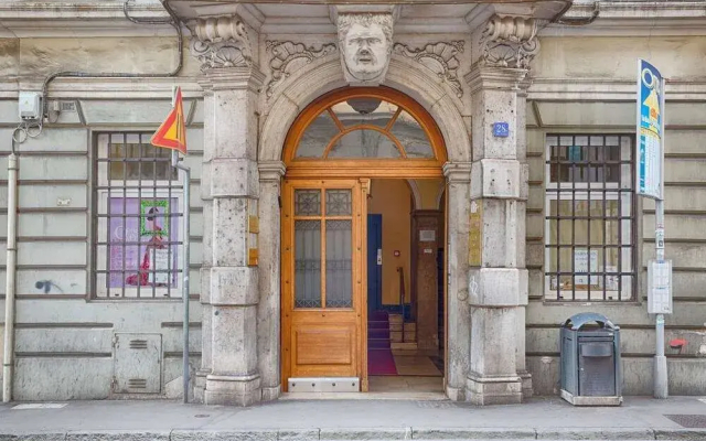 Regina Luxury Apartment