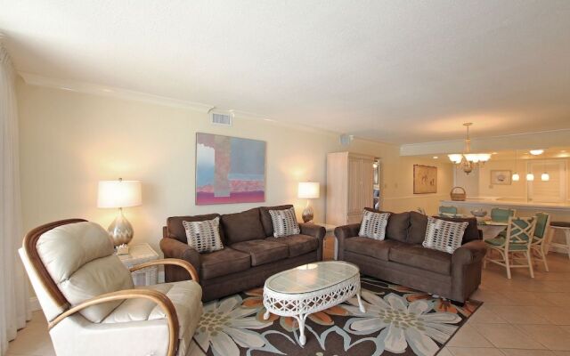 Shoreline 1095 Condo by RedAwning