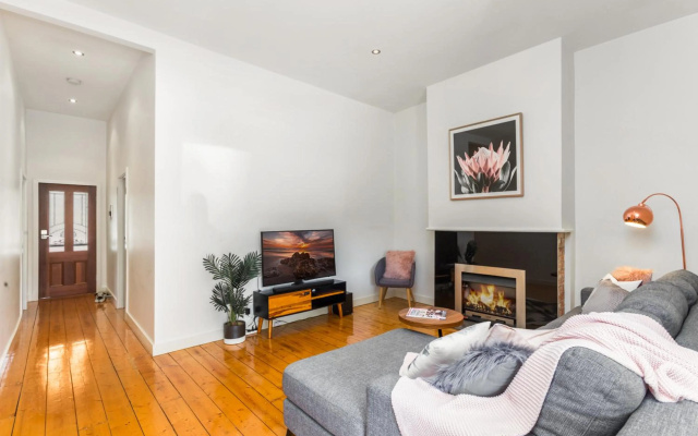 Central Bendigo Cottage, walk to everywhere!! – Guest Rooms – Bendigo