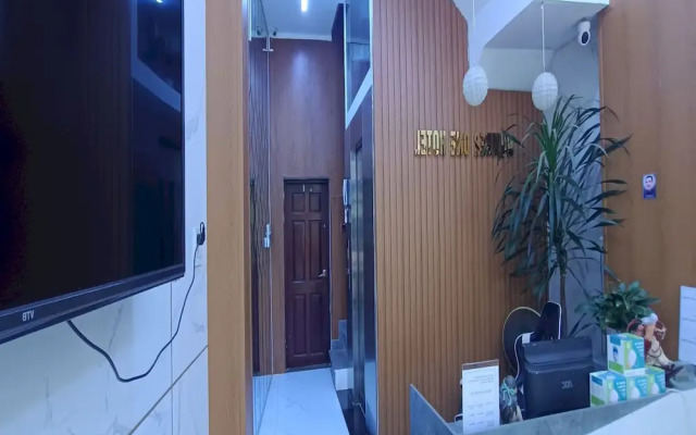 Number One Hotel