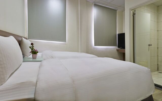 West 59 Inn