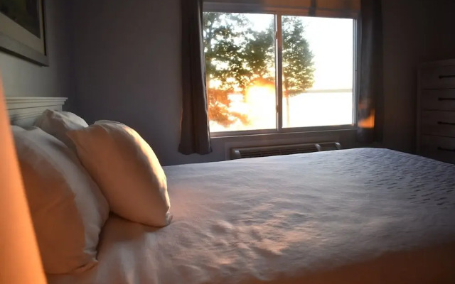 Lake Cadillac Resort