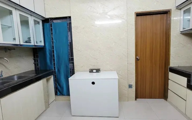 Luxurious 3-bhk Highly Secured & Close to Airport