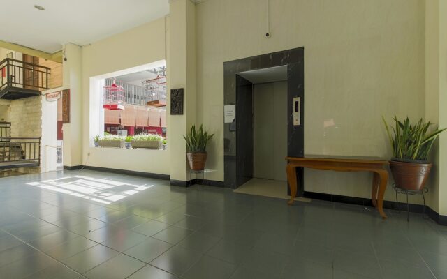 RedDoorz Plus near Grage City Mall