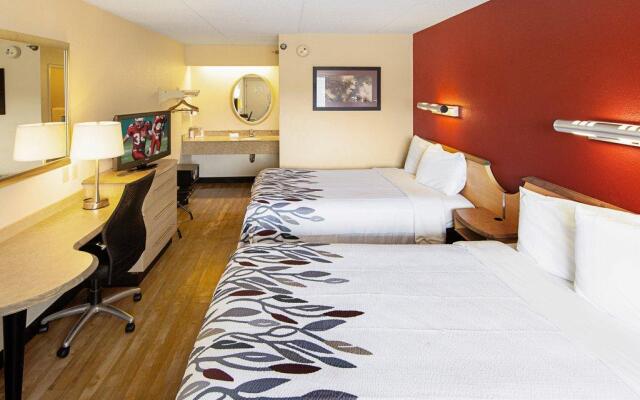 Red Roof Inn Toledo - University