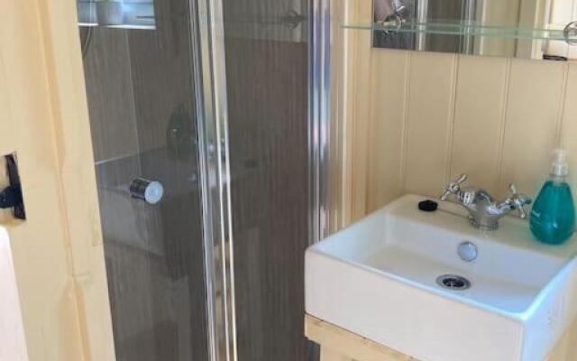Neddys Rest Luxury Horsebox Stay