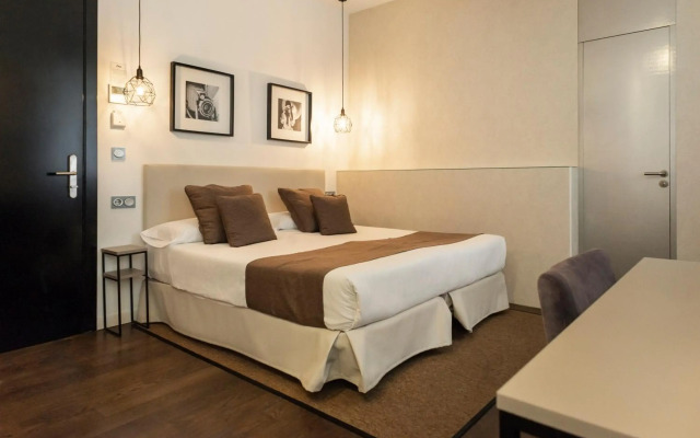Blanq Carmen Hotel