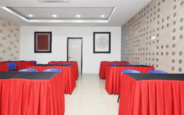 OYO 886 ADA Hotel & Apartment