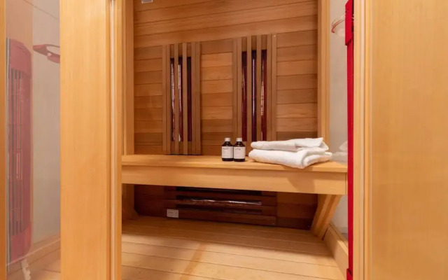 House With Sauna at a Holiday Park in Zeeland