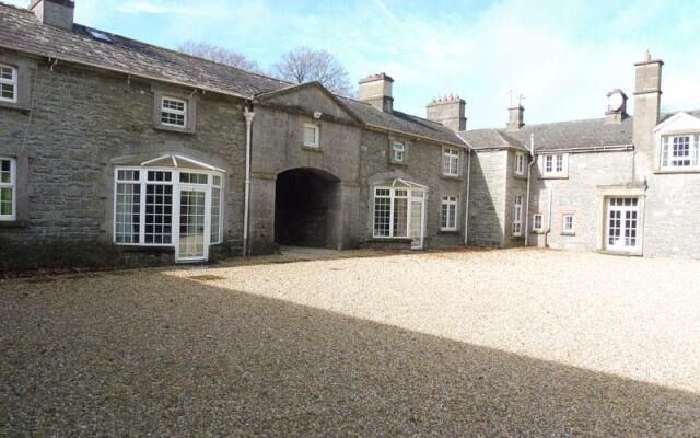 Ross House Bed & Breakfast