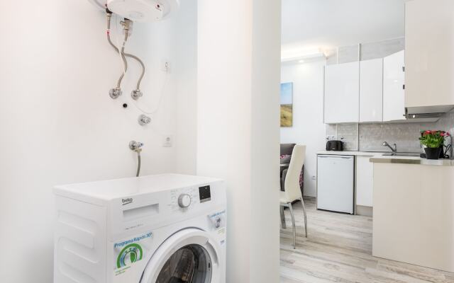 C104B Brand New Apartment, Elegant, Pool
