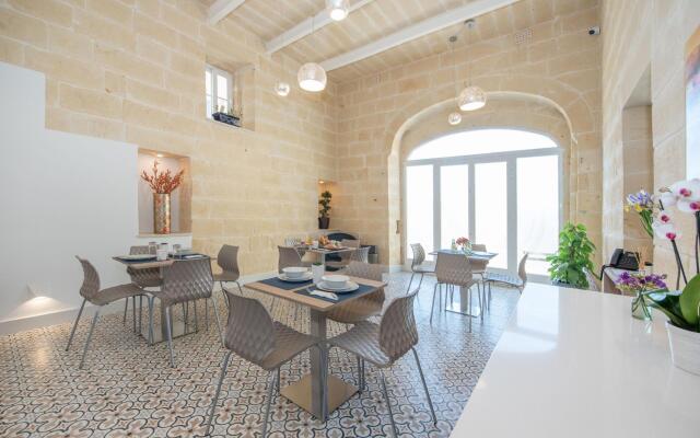 Georges Boutique Living