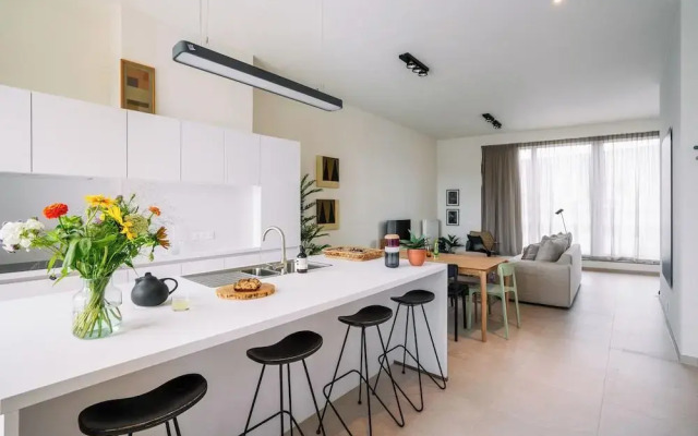 River View Residence - City Center
