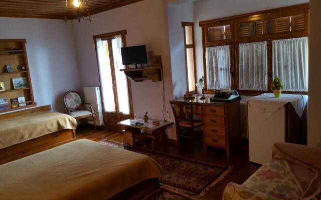 Traditional Guesthouse Marousio