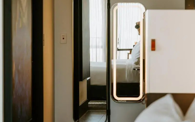 The Motley Hotel Richmond, Tapestry Collection by Hilton